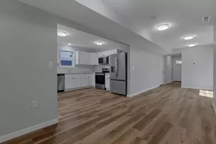70 S S Wayne Ave, Columbus, OH 43204 - Photo 2