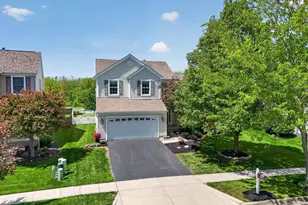 2037 Fawn Meadow Dr, Marysville, OH 43040 - Photo 2