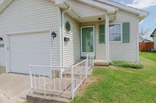 147 N Rose St, Chillicothe, OH 45601 - Photo 2