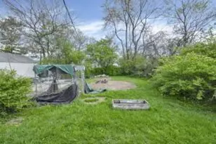 1864 E Hudson St, Columbus, OH 43211 - Photo 8