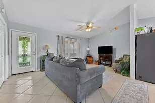 329 Floralwood Dr, Howard, OH 43028 - Photo 12
