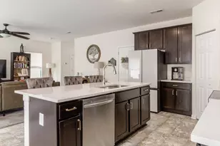 5363 Shannon Square Dr, Canal Winchester, OH 43110 - Photo 6
