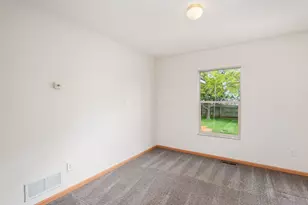 5515 Glenchester Dr, Galloway, OH 43119 - Photo 12