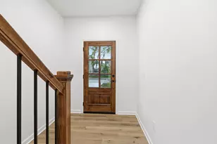 3800 Genessee, Columbus, OH 43219 - Photo 8