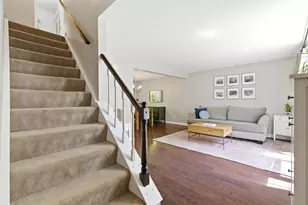 910 Hartney Dr, Columbus, OH 43230 - Photo 14