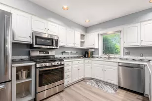 8642 Craigston Ct, Dublin, OH 43017 - Photo 8