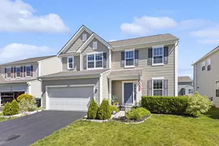 8660 Crooked Maple Dr, Blacklick, OH 43004 - Photo 2