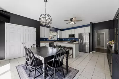 5975 Carnegie Cove Court, Columbus, OH 43213 - Photo 6