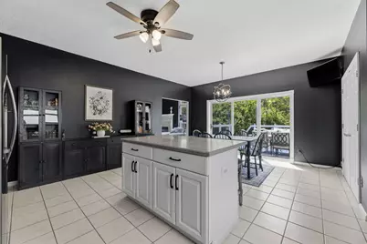 5975 Carnegie Cove Court, Columbus, OH 43213 - Photo 10