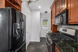 886 S Roosevelt Ave, Columbus, OH 43209 - Photo 18