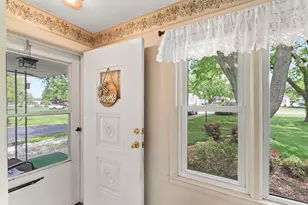 437 Forest Lawn Blvd, Marion, OH 43302 - Photo 6