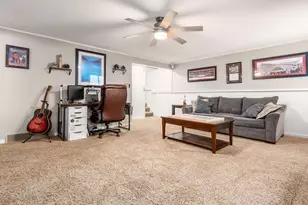 616 Fawndale Pl, Columbus, OH 43230 - Photo 32
