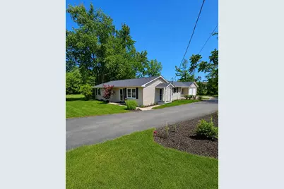 6375 W Mohican Drive, Powell, OH 43065 - Photo 1