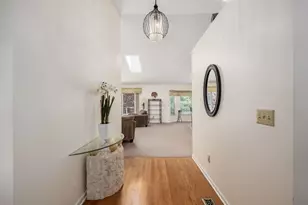 3847 Dayspring Dr, Hilliard, OH 43026 - Photo 4