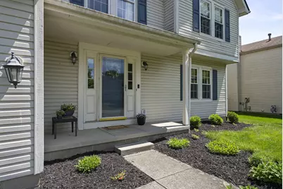 328 Meadows Boulevard, Pickerington, OH 43147 - Photo 2