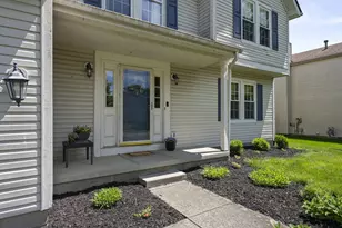 328 Meadows Blvd, Pickerington, OH 43147 - Photo 2