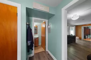 1766 Ferris Rd, Columbus, OH 43224 - Photo 10