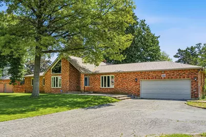 6581 Sherry Lane, Hilliard, OH 43026 - Photo 2