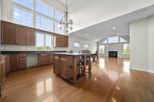 9945 Juliana Cir, Powell, OH 43065 - Photo 2