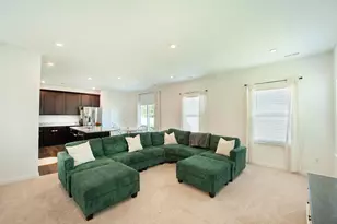 1698 Lewes Castle Dr, Grove City, OH 43123 - Photo 10