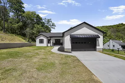 5140 Marietta Avenue, Buchtel, OH 45716 - Photo 2