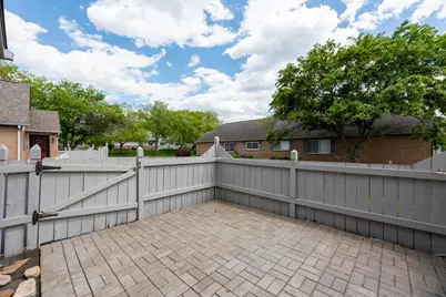 5392 Pond View Drive, Westerville, OH 43081 - Photo 4