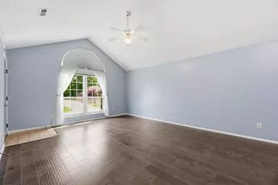 5392 Pond View Drive, Westerville, OH 43081 - Photo 8