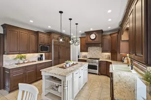 10549 Churchill Dr, Powell, OH 43065 - Photo 18