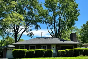 3250 Ainwick Rd, Columbus, OH 43221 - Photo 2
