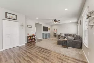372 Puleo Dr, London, OH 43140 - Photo 10