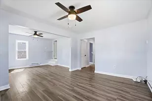 1061 Williams Rd, Columbus, OH 43207 - Photo 2