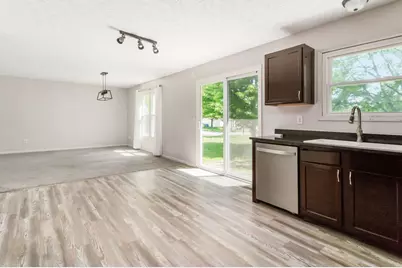 1240 Onaway Court, Columbus, OH 43228 - Photo 4