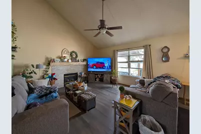 4015 Grayson Drive, Obetz, OH 43207 - Photo 4