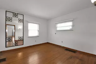 2365 Koebel Rd, Columbus, OH 43207 - Photo 16