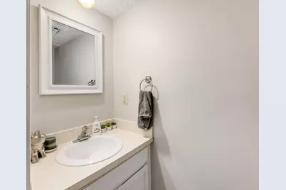 377 King Avenue, Columbus, OH 43201 - Photo 18