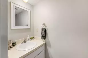 377 King Ave, Columbus, OH 43201 - Photo 18