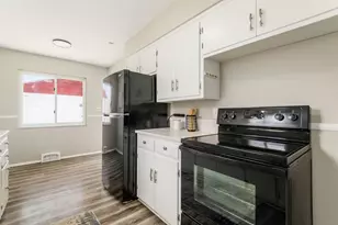 125 Postle Blvd, Columbus, OH 43228 - Photo 10