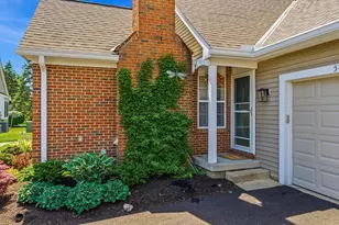 545 Brickstone Dr, Delaware, OH 43015 - Photo 2