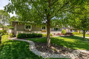2832 Alder Vista Dr, Columbus, OH 43231 - Photo 4