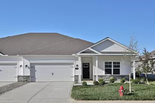 738 Maria Dr, Plain City, OH 43064 - Photo 2