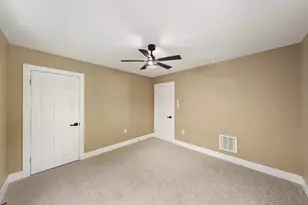 216 N Warren Ave, Columbus, OH 43204 - Photo 30