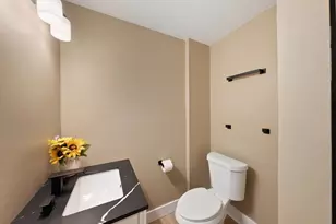 216 N Warren Ave, Columbus, OH 43204 - Photo 44
