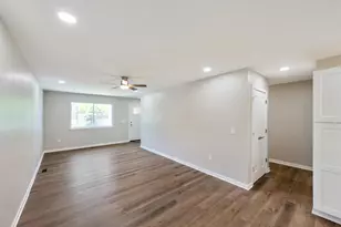 270 Huber Village Blvd, Westerville, OH 43081 - Photo 12