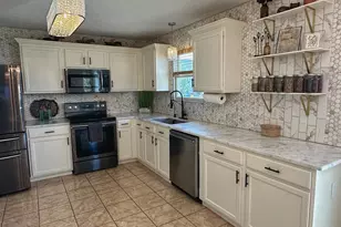 1658 Geranium Dr, Lewis Center, OH 43035 - Photo 4