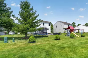 1658 Geranium Dr, Lewis Center, OH 43035 - Photo 28