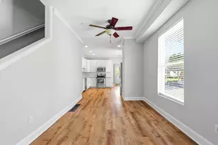 396 E Mithoff St, Columbus, OH 43206 - Photo 12
