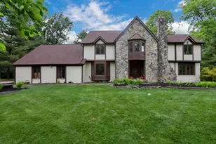157 Hickory Dr SW, Pataskala, OH 43062 - Photo 2