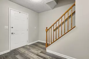 240 Dogwood Dr, Delaware, OH 43015 - Photo 6