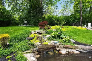 9750 Erin Woods Dr, Dublin, OH 43017 - Photo 8