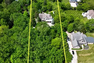 9750 Erin Woods Dr, Dublin, OH 43017 - Photo 68